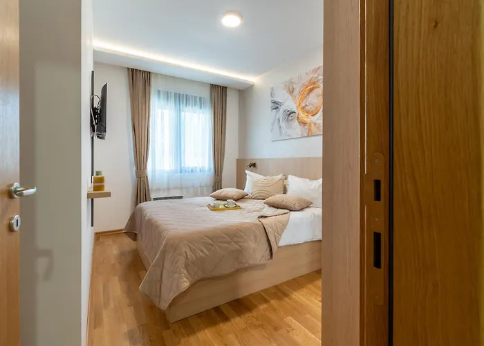 Ognjen 아파트 즐라티보